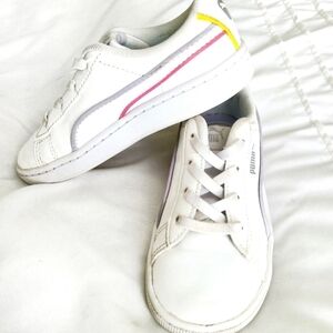 PUMA Shoes Girls Toddler 10C White Vikky v2 Court-Style Sneakers